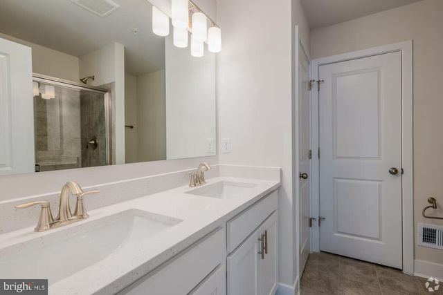 1815 GUILFORD AVE, Baltimore, MD 21202