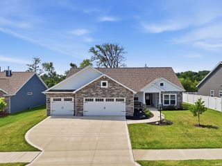 5867 Lourdais Court, Fort Wayne, IN 46818