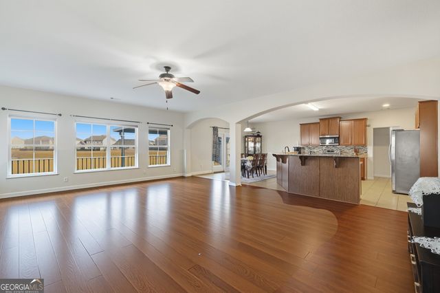 16 Telford Street, Savannah, GA 31407