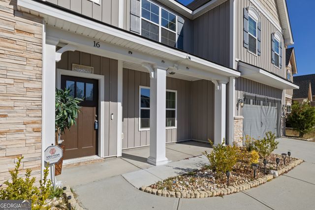 16 Telford Street, Savannah, GA 31407