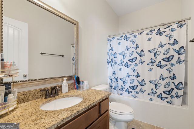 16 Telford Street, Savannah, GA 31407