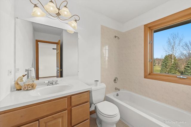 11909 Heron Drive, Huntley, IL 60142