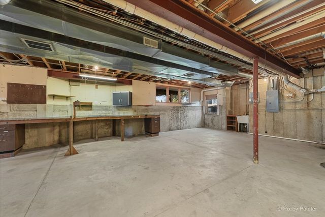 11909 Heron Drive, Huntley, IL 60142