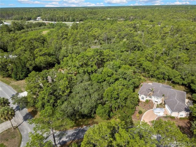 24 Rebecca Court, Homosassa, FL 34446