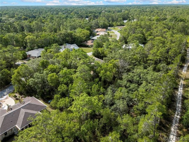24 Rebecca Court, Homosassa, FL 34446