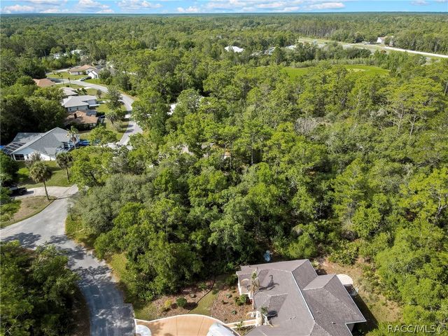 24 Rebecca Court, Homosassa, FL 34446