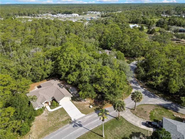 24 Rebecca Court, Homosassa, FL 34446