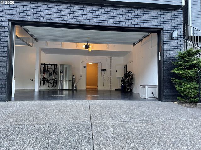 12822 Sw MORNINGSTAR Dr, Portland, OR 97223