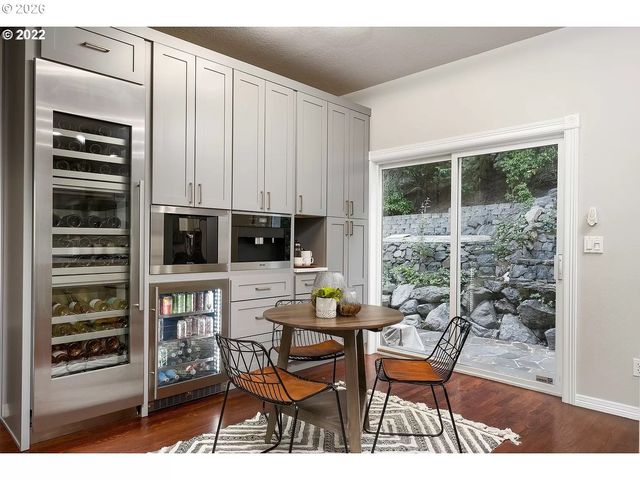 12822 Sw MORNINGSTAR Dr, Portland, OR 97223