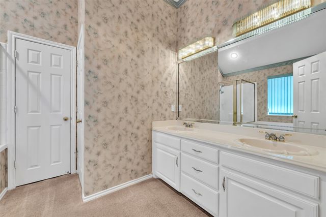 7908 Bridlewood Drive, North Richland Hills, TX 76182