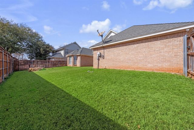 7908 Bridlewood Drive, North Richland Hills, TX 76182