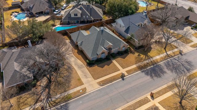 7908 Bridlewood Drive, North Richland Hills, TX 76182