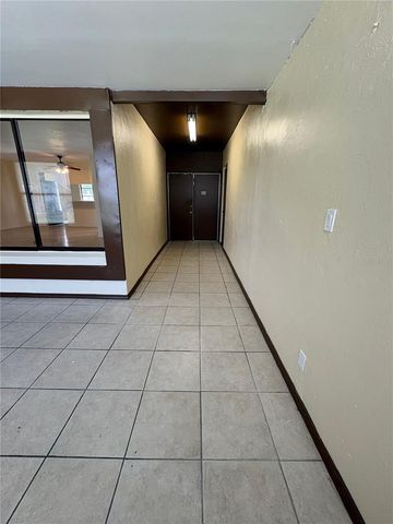 11 TROPHY LANE, Kissimmee, FL 34759