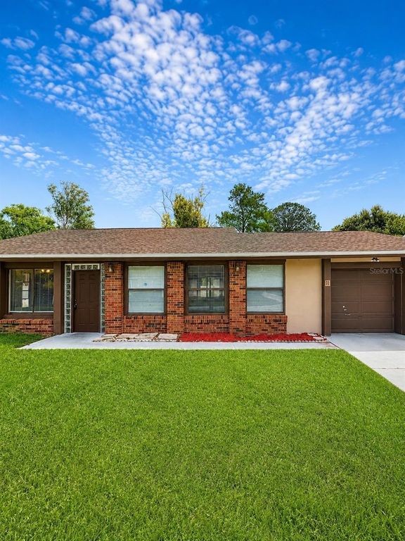 11 TROPHY LANE, Kissimmee, FL 34759