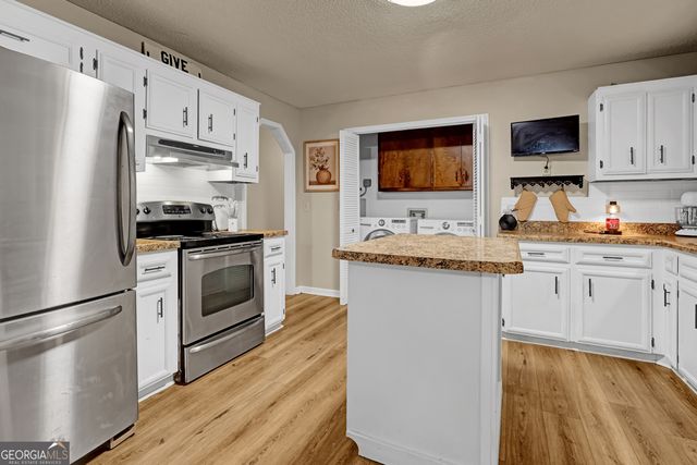 1220 N Plantation Parkway, Macon, GA 31220