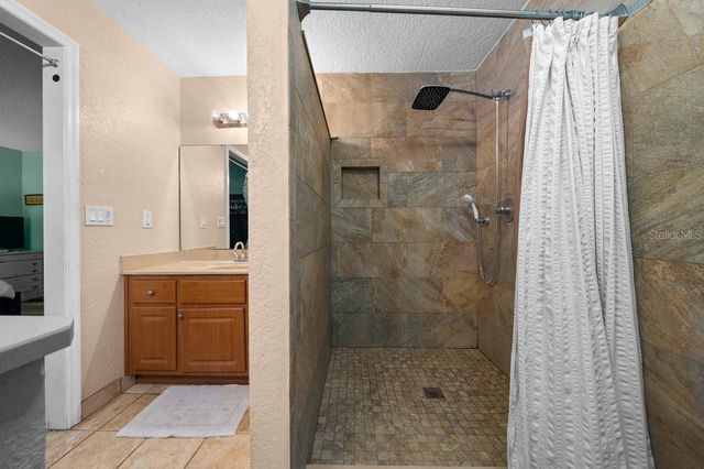 4011 SE 46TH STREET, Ocala, FL 34480