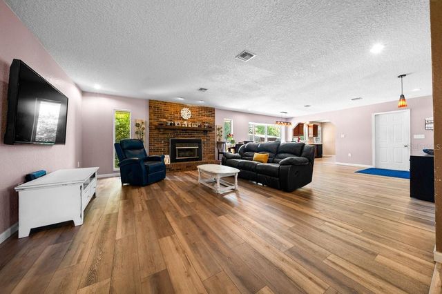 4011 SE 46TH STREET, Ocala, FL 34480