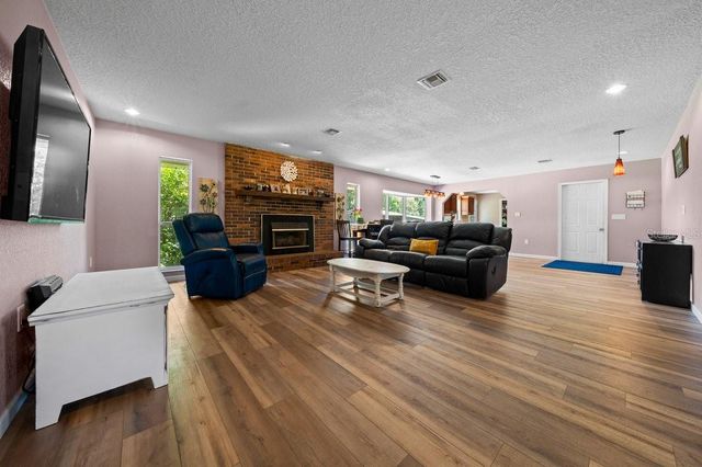 4011 SE 46TH STREET, Ocala, FL 34480
