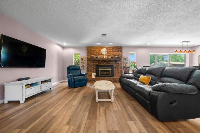 4011 SE 46TH STREET, Ocala, FL 34480