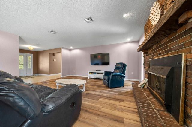 4011 SE 46TH STREET, Ocala, FL 34480