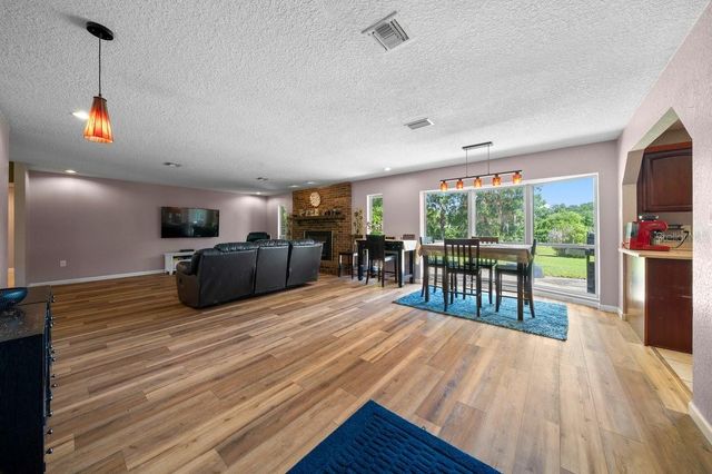 4011 SE 46TH STREET, Ocala, FL 34480