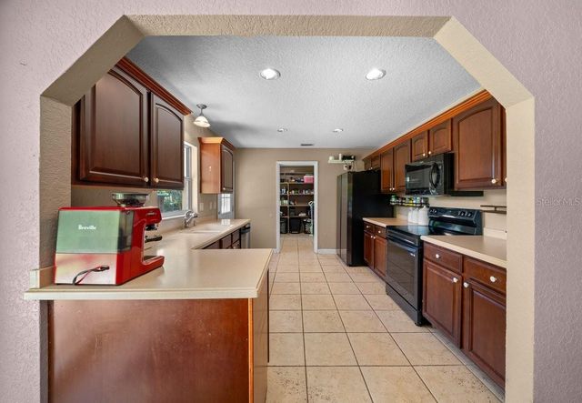 4011 SE 46TH STREET, Ocala, FL 34480