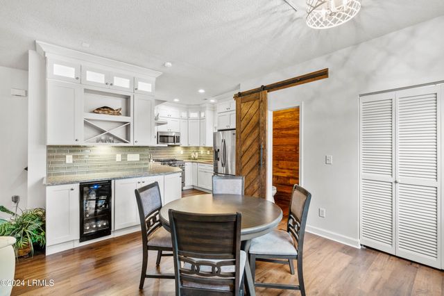 817 15th St Unit F, Port Royal, SC 29935