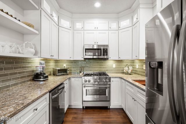 817 15th St Unit F, Port Royal, SC 29935