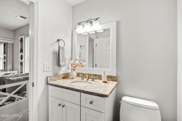 817 15th St Unit F, Port Royal, SC 29935