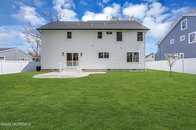 1409 Susan Lane, Point Pleasant, NJ 08742