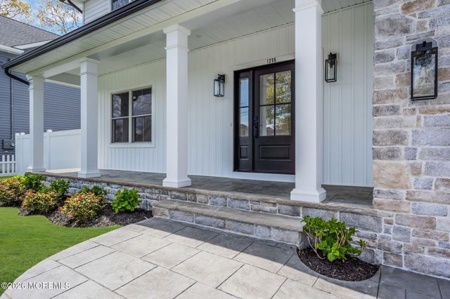 1409 Susan Lane, Point Pleasant, NJ 08742