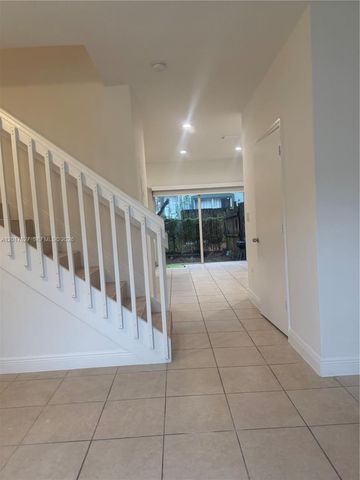 2953 SE 15th Ter, Homestead, FL 33035