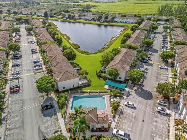 2953 SE 15th Ter, Homestead, FL 33035