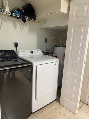 2953 SE 15th Ter, Homestead, FL 33035