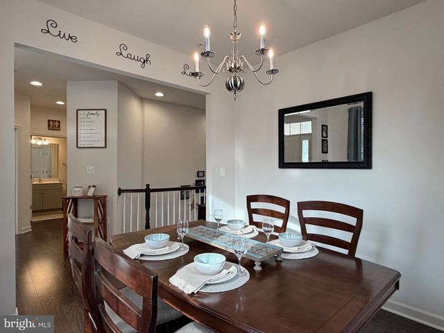 84 JOCKEY DR, La Plata, MD 20646