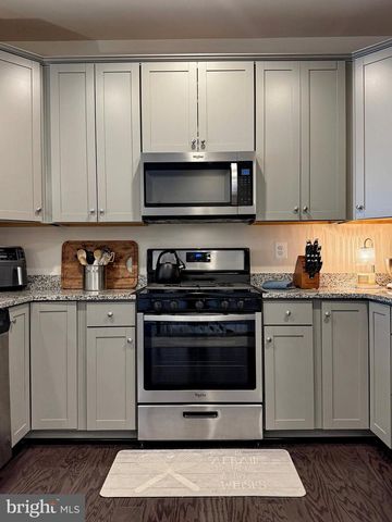 84 JOCKEY DR, La Plata, MD 20646