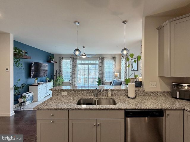 84 JOCKEY DR, La Plata, MD 20646