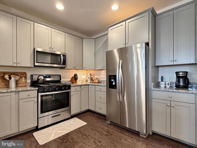 84 JOCKEY DR, La Plata, MD 20646