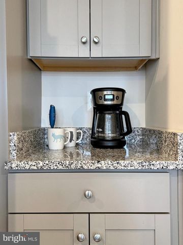 84 JOCKEY DR, La Plata, MD 20646