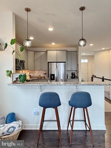 84 JOCKEY DR, La Plata, MD 20646