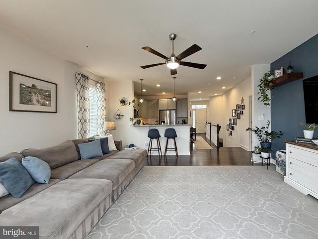 84 JOCKEY DR, La Plata, MD 20646