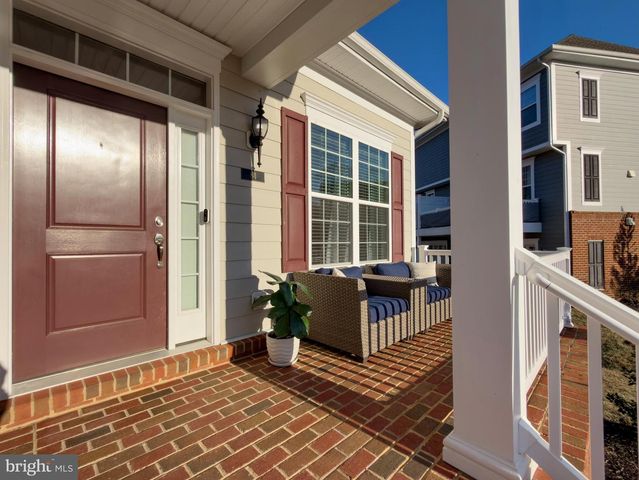 84 JOCKEY DR, La Plata, MD 20646