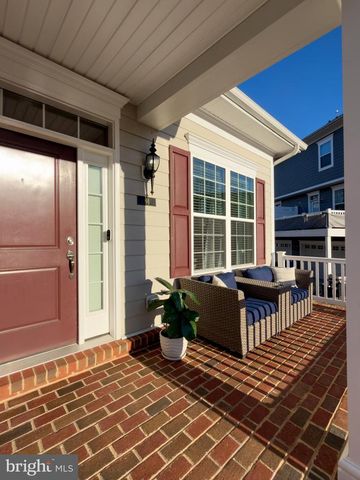 84 JOCKEY DR, La Plata, MD 20646