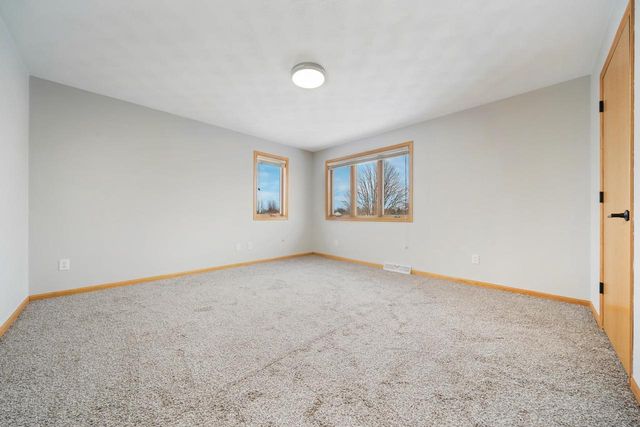 814 LANG WAY, Kimberly, WI 54136