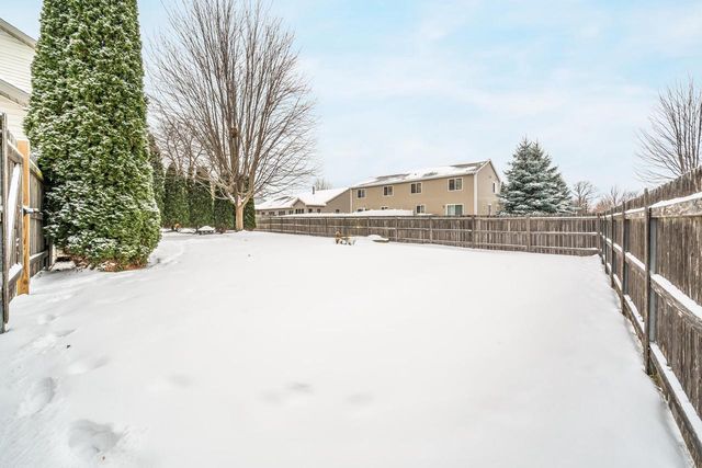 814 LANG WAY, Kimberly, WI 54136