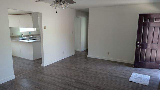 95 Oak Avenue, Redway, CA 95560