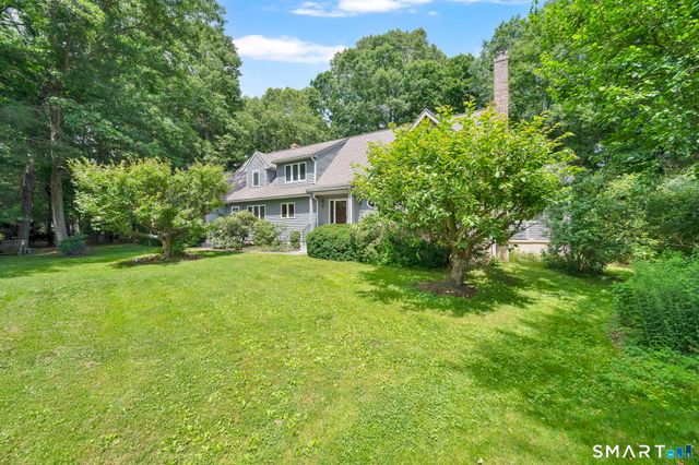 33 Woodmar Circle, South Windsor, CT 06074