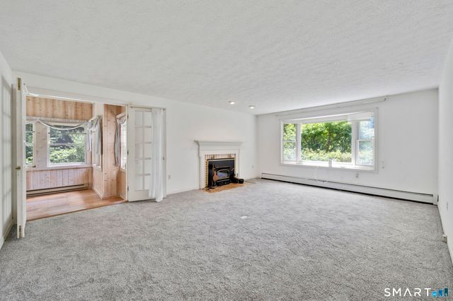 33 Woodmar Circle, South Windsor, CT 06074