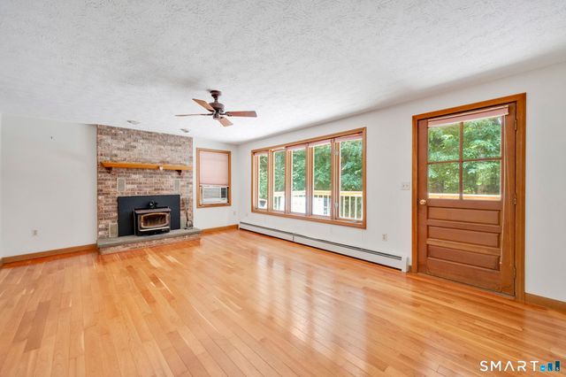 33 Woodmar Circle, South Windsor, CT 06074