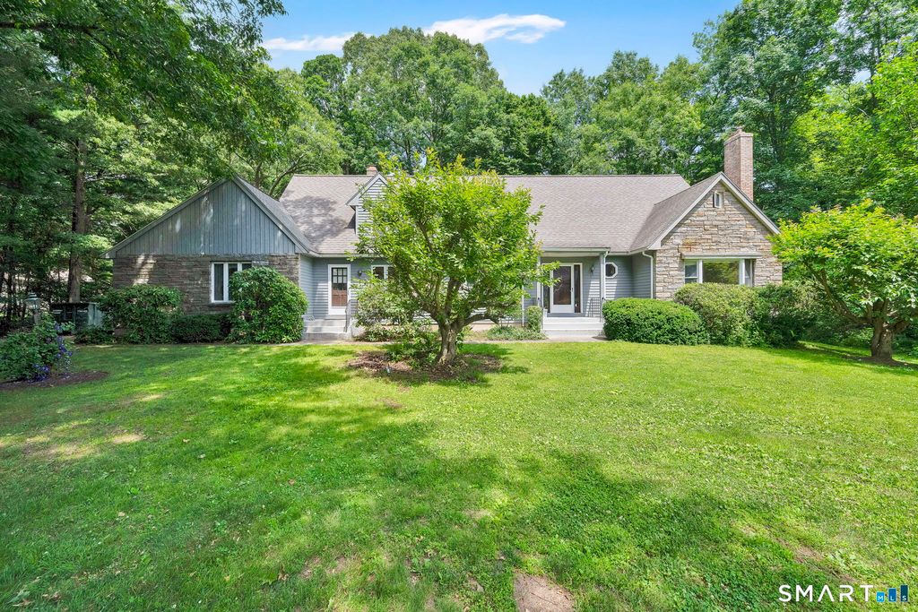 33 Woodmar Circle, South Windsor, CT 06074